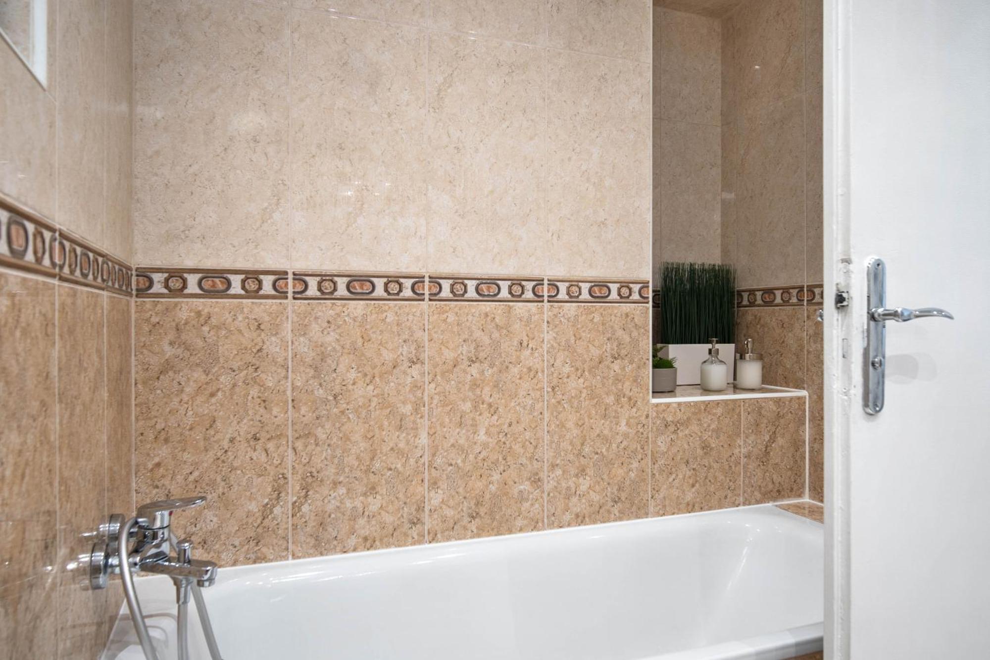 Best Location Apartment Air-Conditioned Bratislava Buitenkant foto