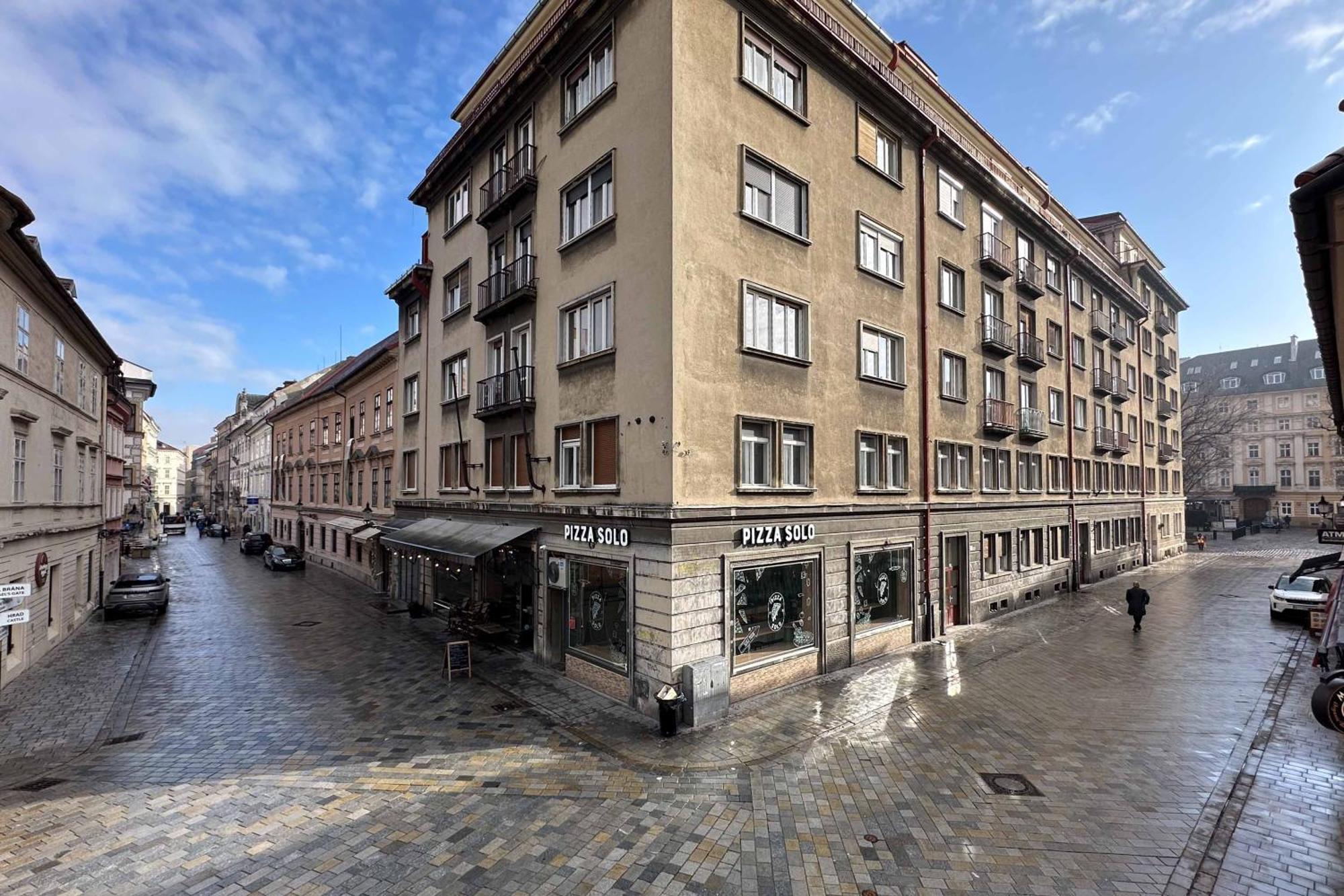 Best Location Apartment Air-Conditioned Bratislava Buitenkant foto